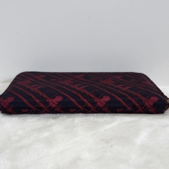 Travelon Navy Blue Burgandy Maroon Red RFID Wristlet Wallet NWT - Picture 11 of 16
